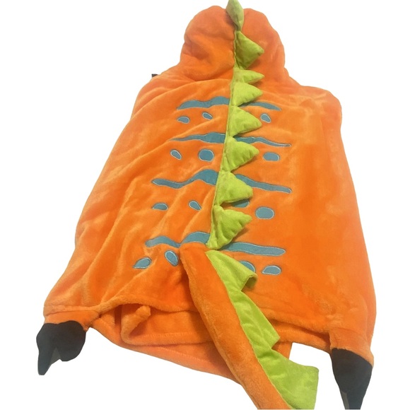 Toddler size hooded dinosaur blanket - Picture 2 of 5